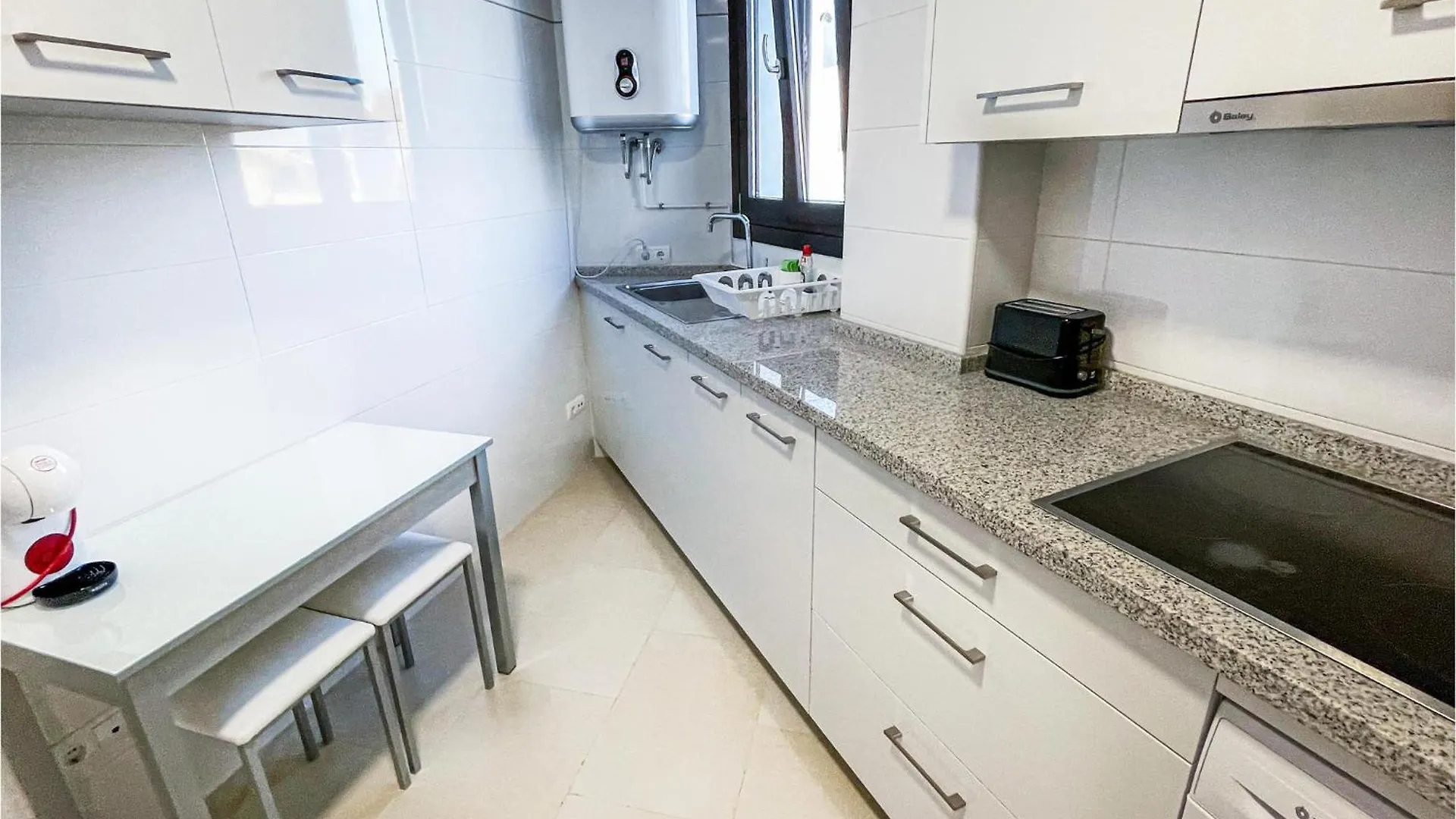 Gorgeous Apartment In Estepona With Kitchen 0*,  Spain