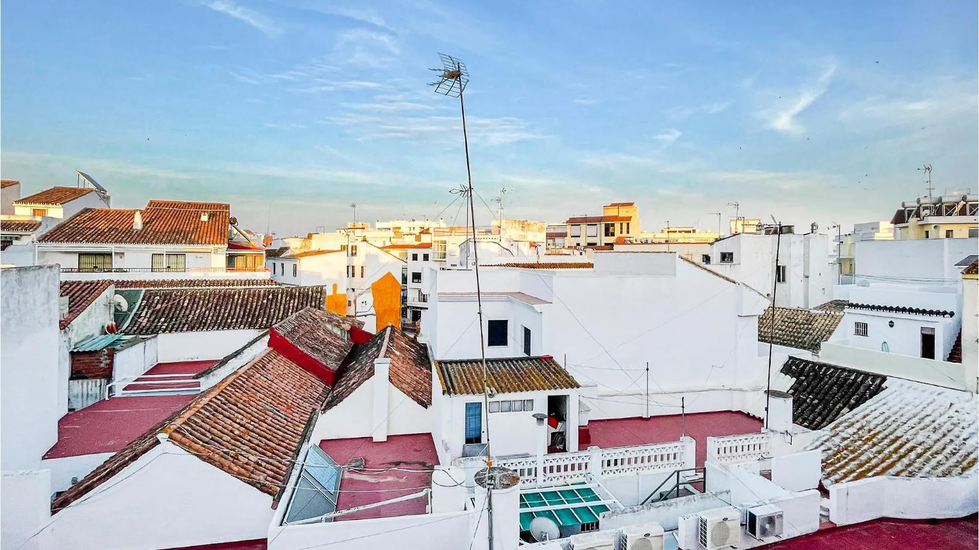 Gorgeous Apartment In Estepona With Kitchen